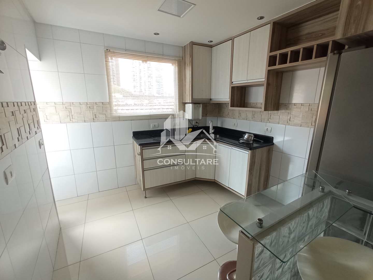 Apartamento para alugar com 2 quartos, 75m² - Foto 17