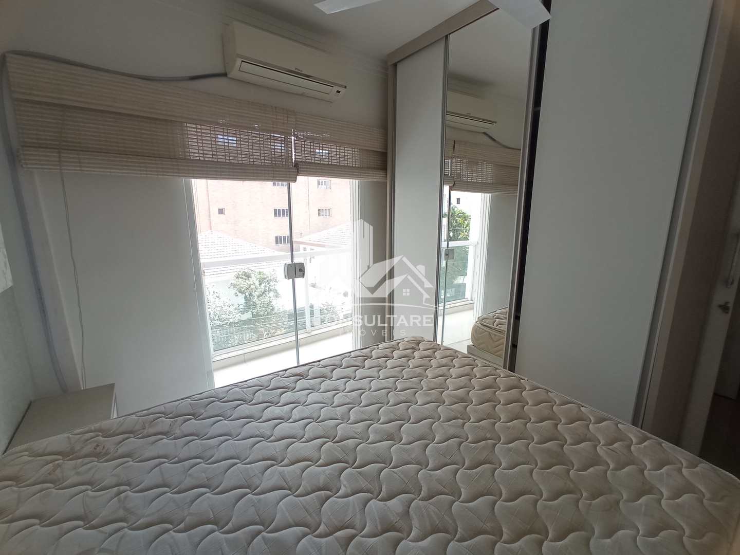 Apartamento para alugar com 2 quartos, 75m² - Foto 12