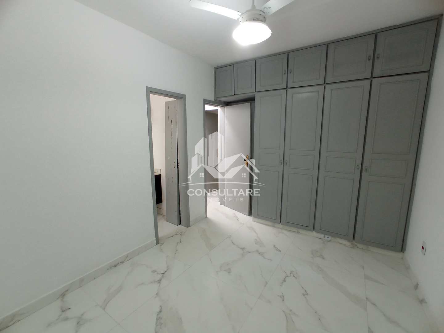 Apartamento para alugar com 3 quartos, 125m² - Foto 8