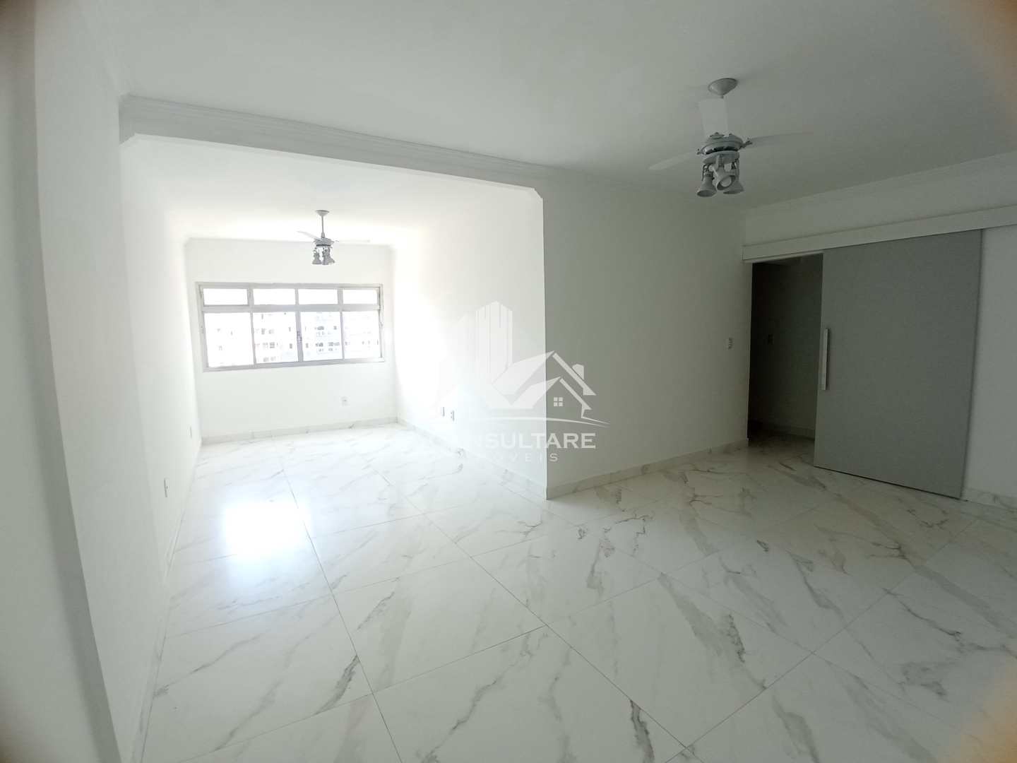 Apartamento para alugar com 3 quartos, 125m² - Foto 1