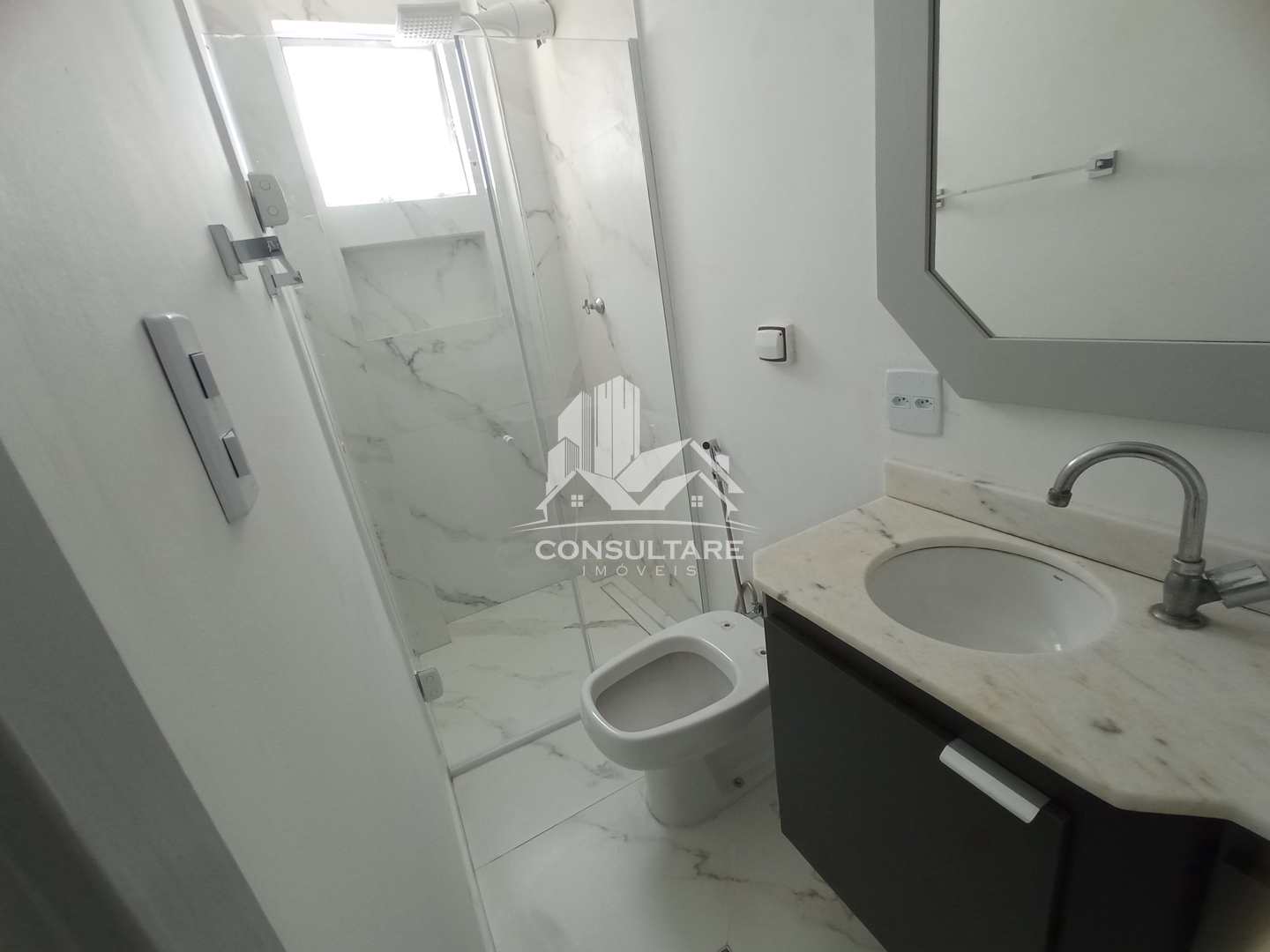 Apartamento para alugar com 3 quartos, 125m² - Foto 10