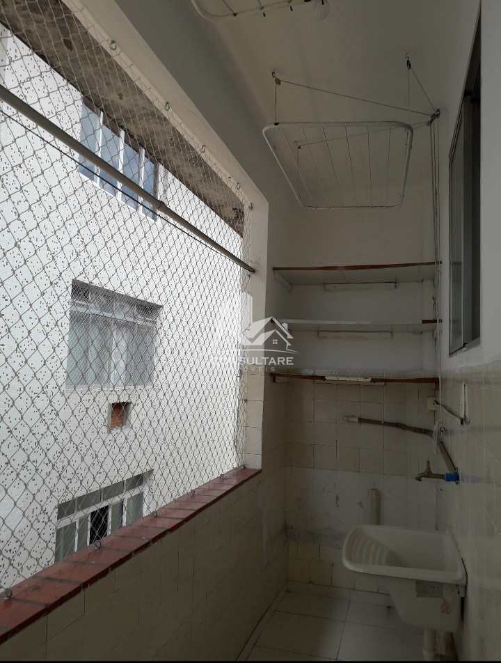 Apartamento à venda com 2 quartos, 65m² - Foto 19