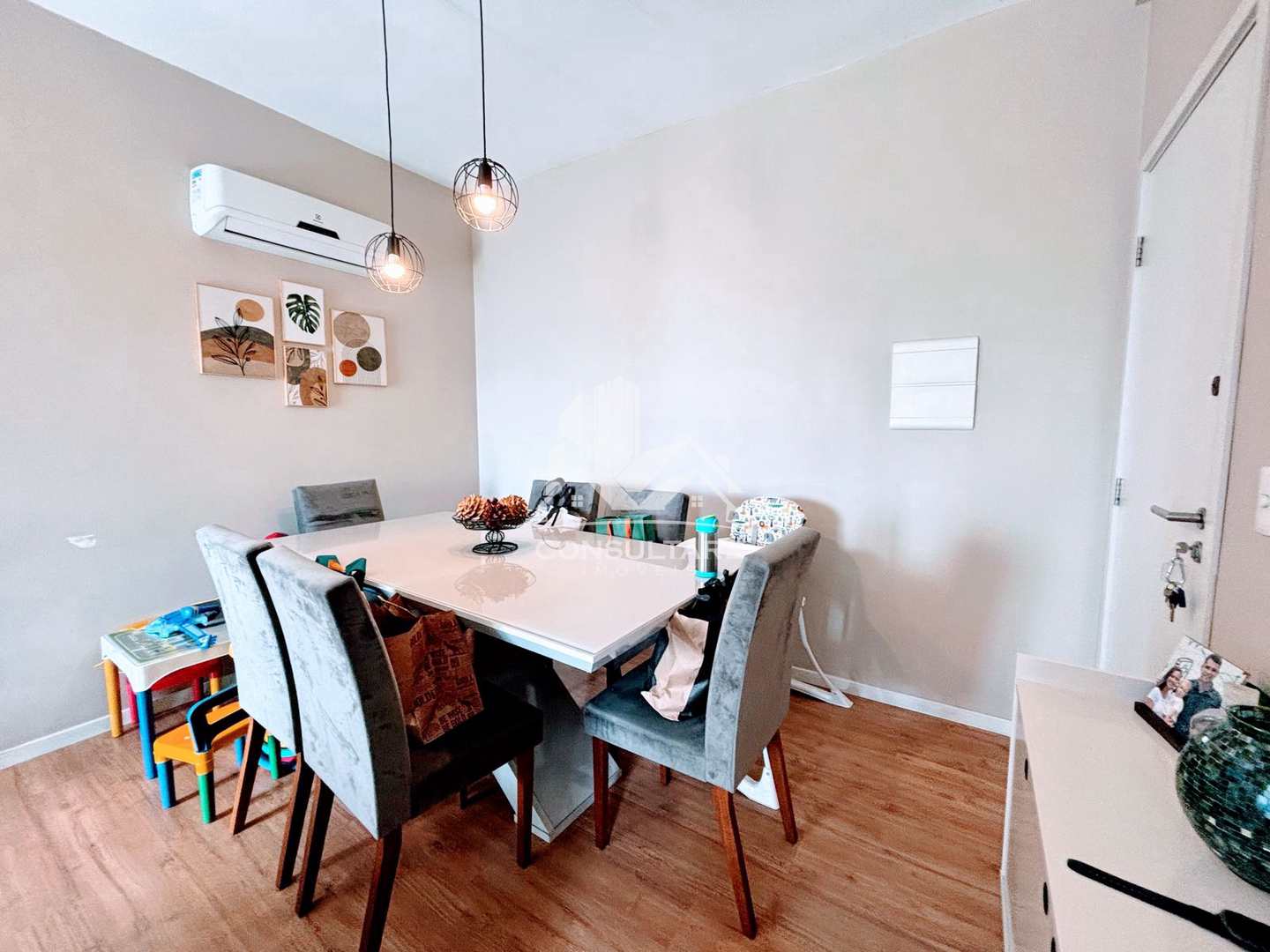 Apartamento à venda com 2 quartos, 66m² - Foto 4