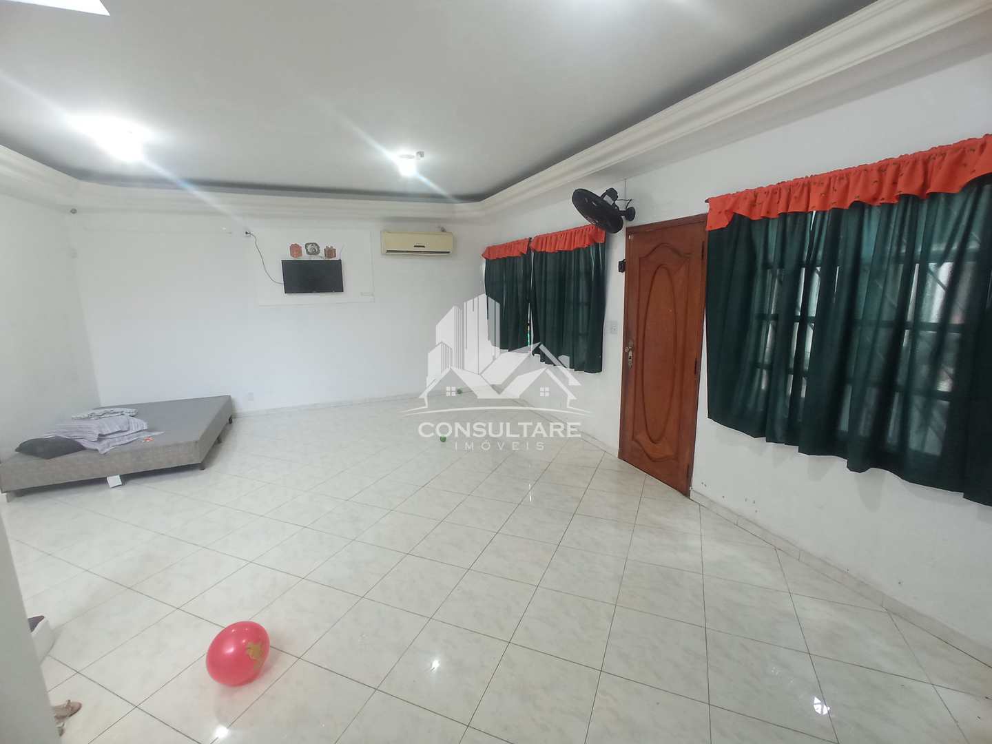 Sobrado para alugar com 4 quartos, 202m² - Foto 2