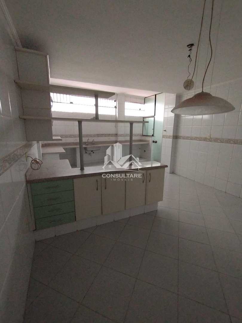 Sobrado para alugar com 3 quartos, 385m² - Foto 33