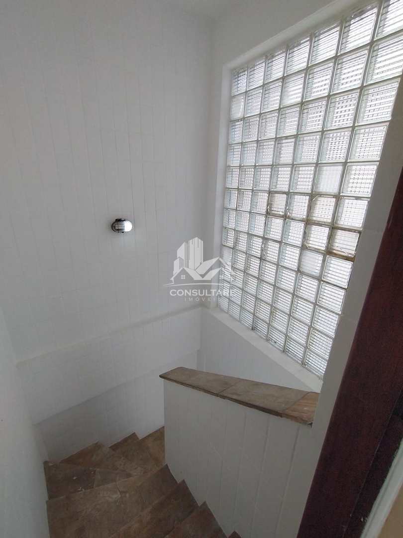 Sobrado para alugar com 3 quartos, 385m² - Foto 55