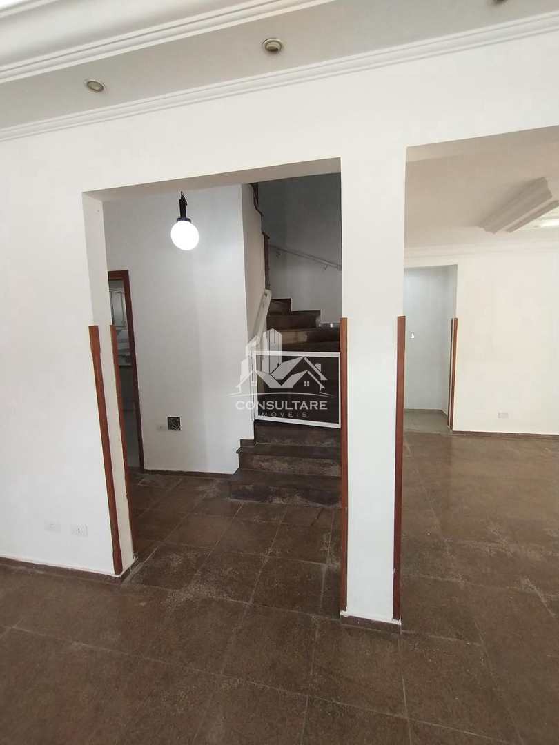 Sobrado para alugar com 3 quartos, 385m² - Foto 39