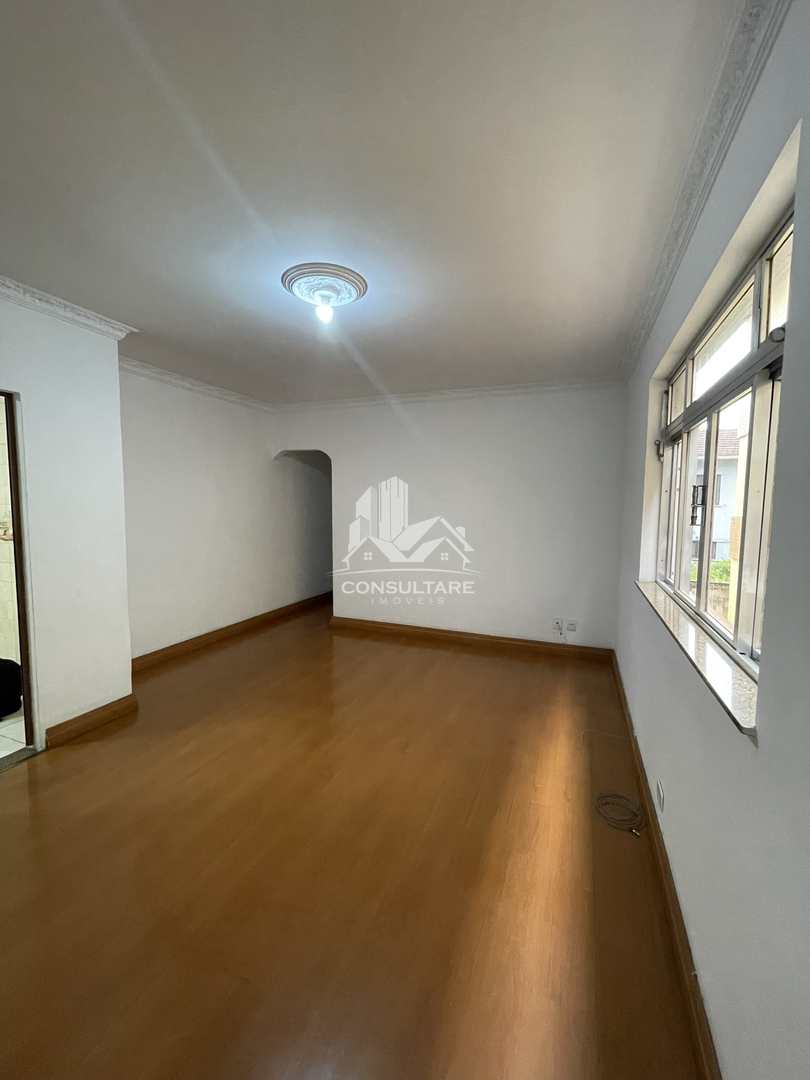 Apartamento à venda com 3 quartos, 136m² - Foto 2