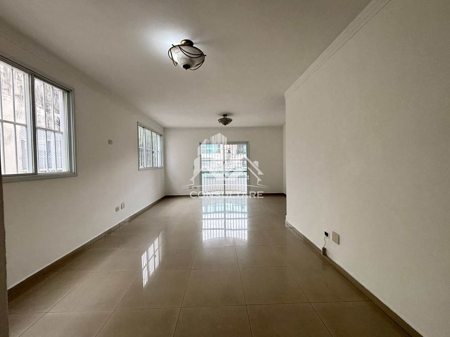 Casa à venda com 6 quartos, 264m² - Foto 5