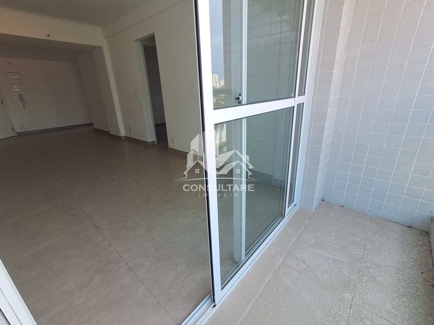 Apartamento à venda com 2 quartos, 68m² - Foto 5