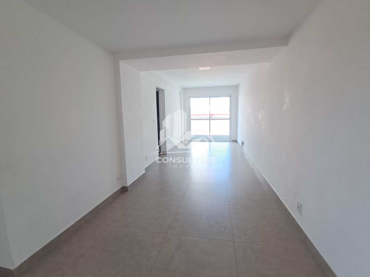 Apartamento à venda com 2 quartos, 68m² - Foto 2