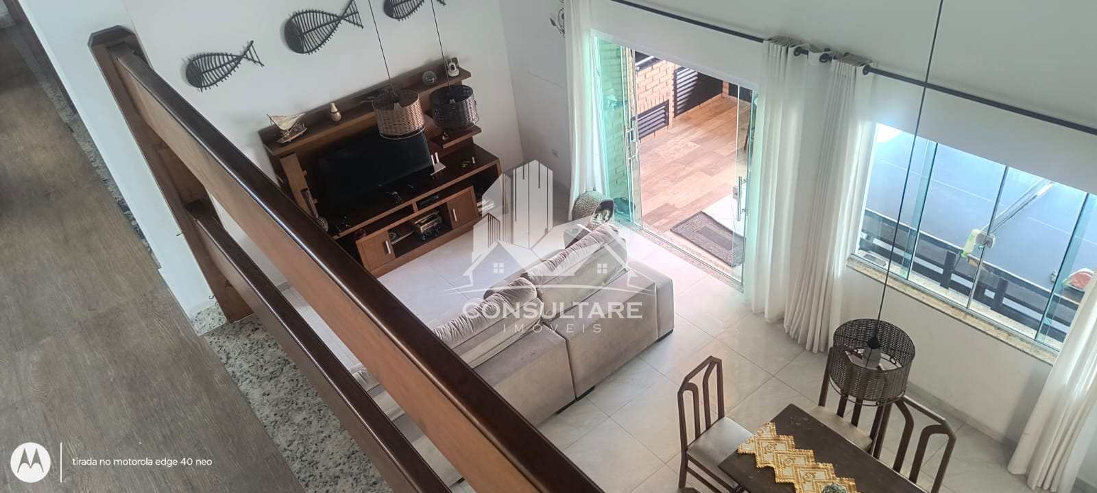 Casa à venda com 3 quartos, 320m² - Foto 2