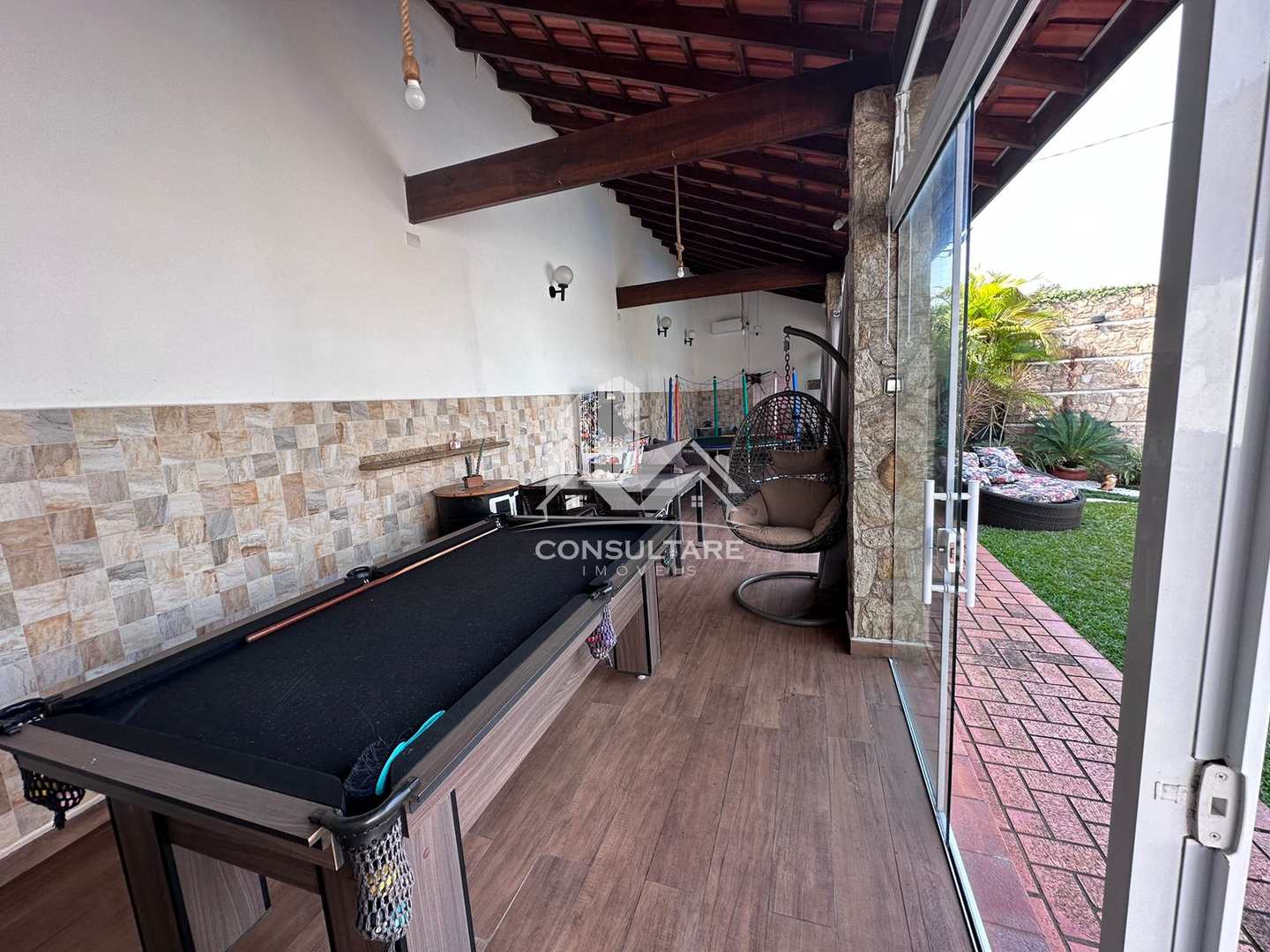 Casa à venda com 5 quartos, 225m² - Foto 33