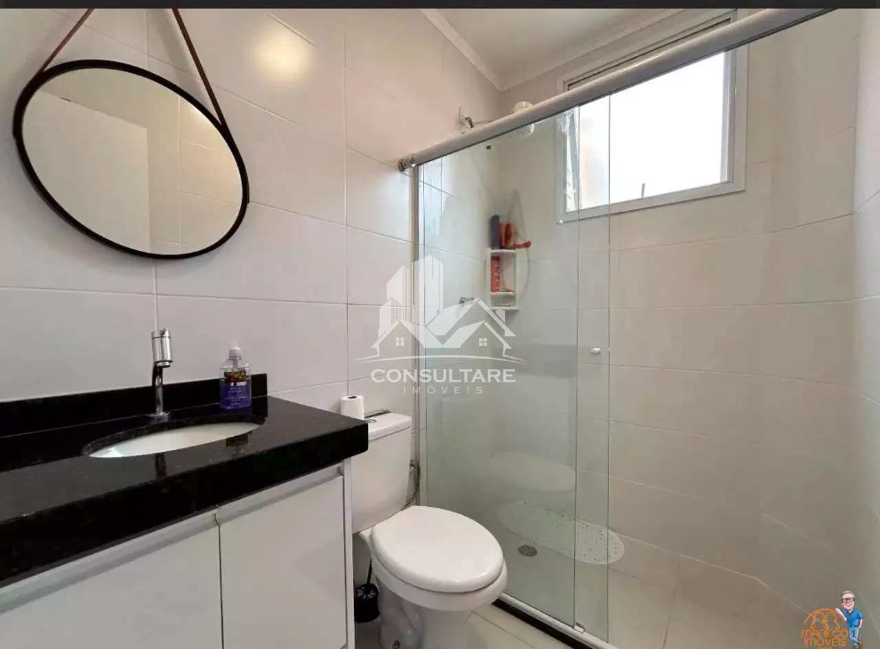 Casa à venda com 2 quartos, 70m² - Foto 10