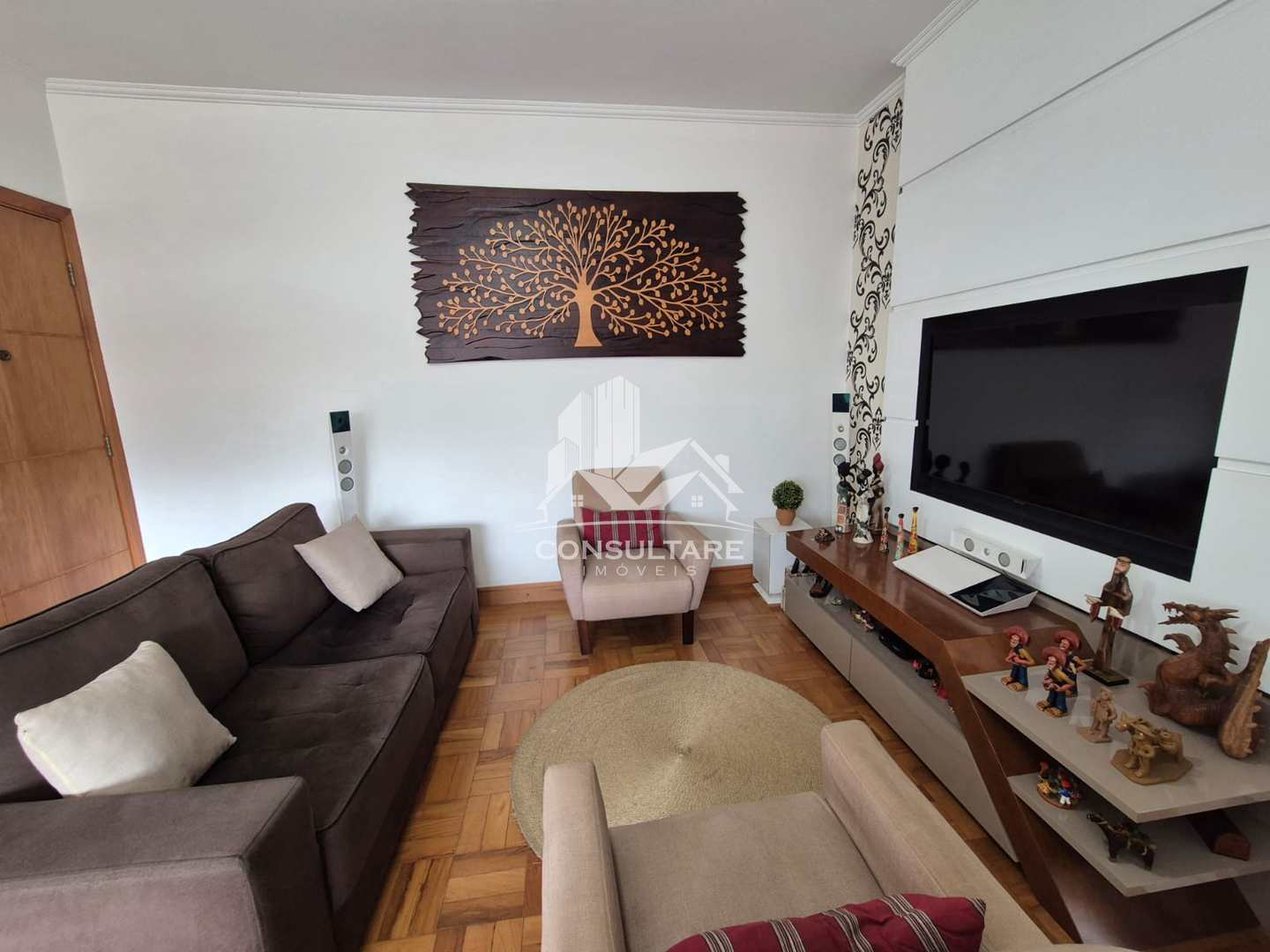 Apartamento à venda com 2 quartos, 70m² - Foto 1