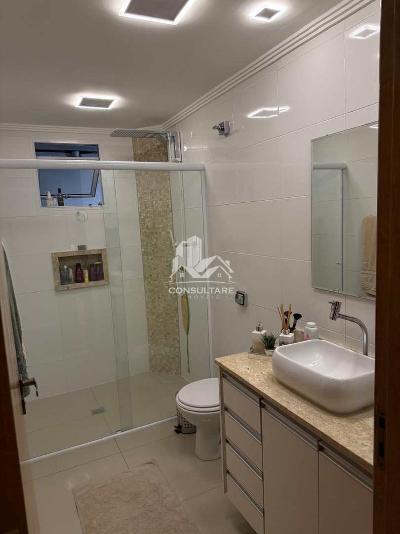 Apartamento à venda com 2 quartos, 77m² - Foto 24