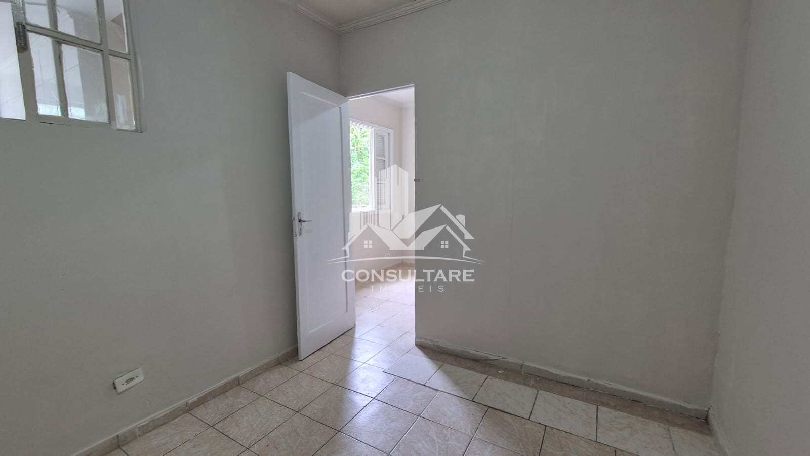 Kitnet com 1 quarto, Itararé, São Vicente - R$ 140 mil, Cod: 26212