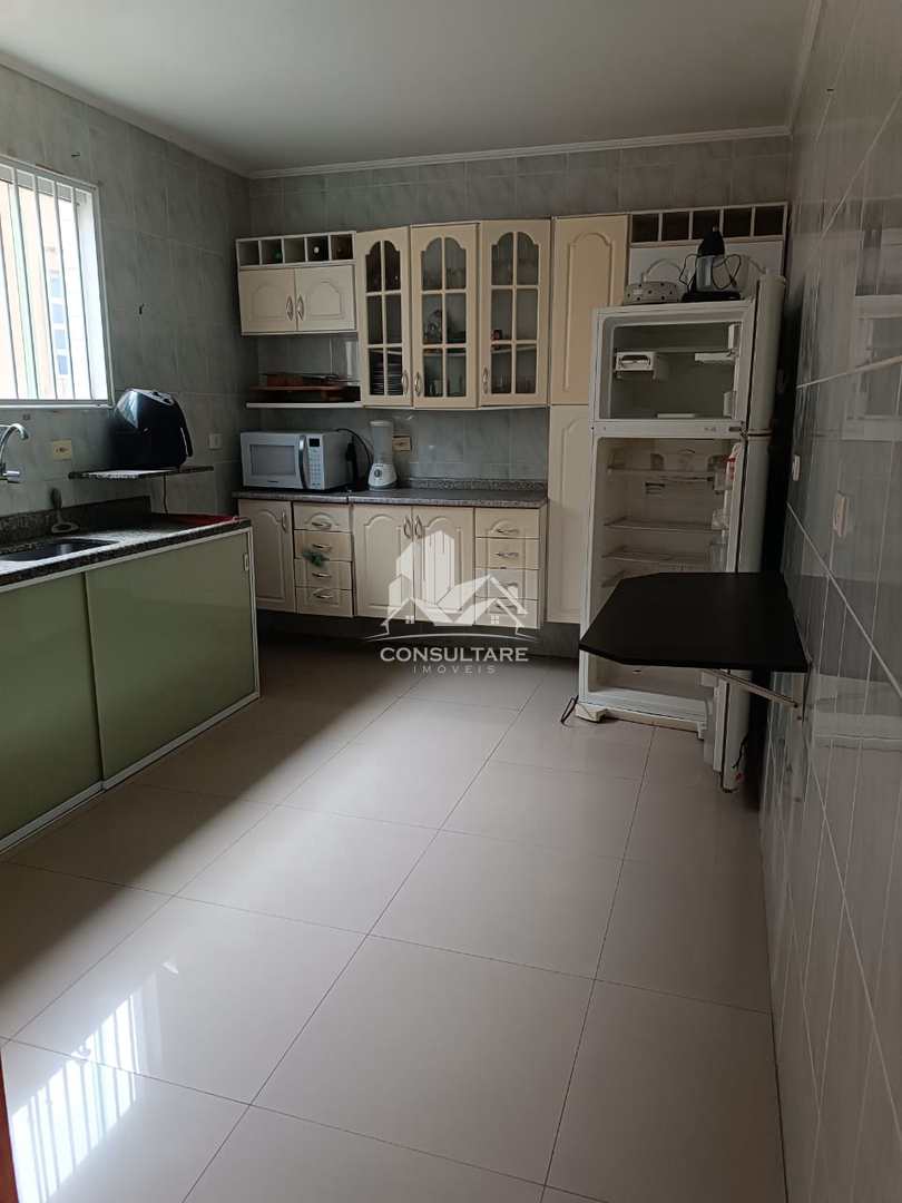 Apartamento para alugar com 3 quartos, 150m² - Foto 20