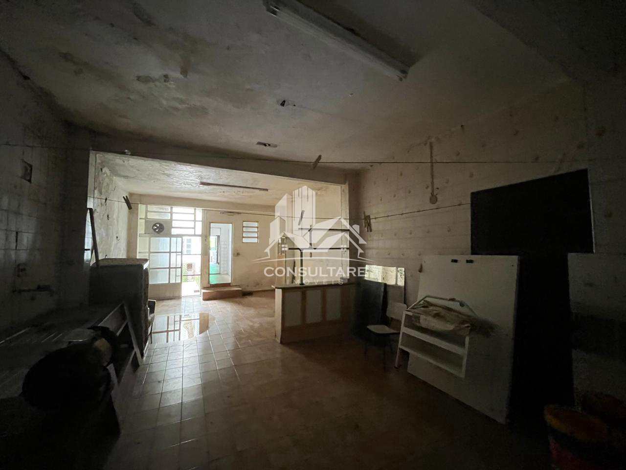 Casa para alugar com 3 quartos, 200m² - Foto 32