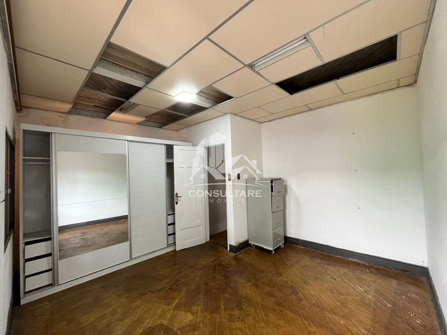 Casa para alugar com 3 quartos, 200m² - Foto 9