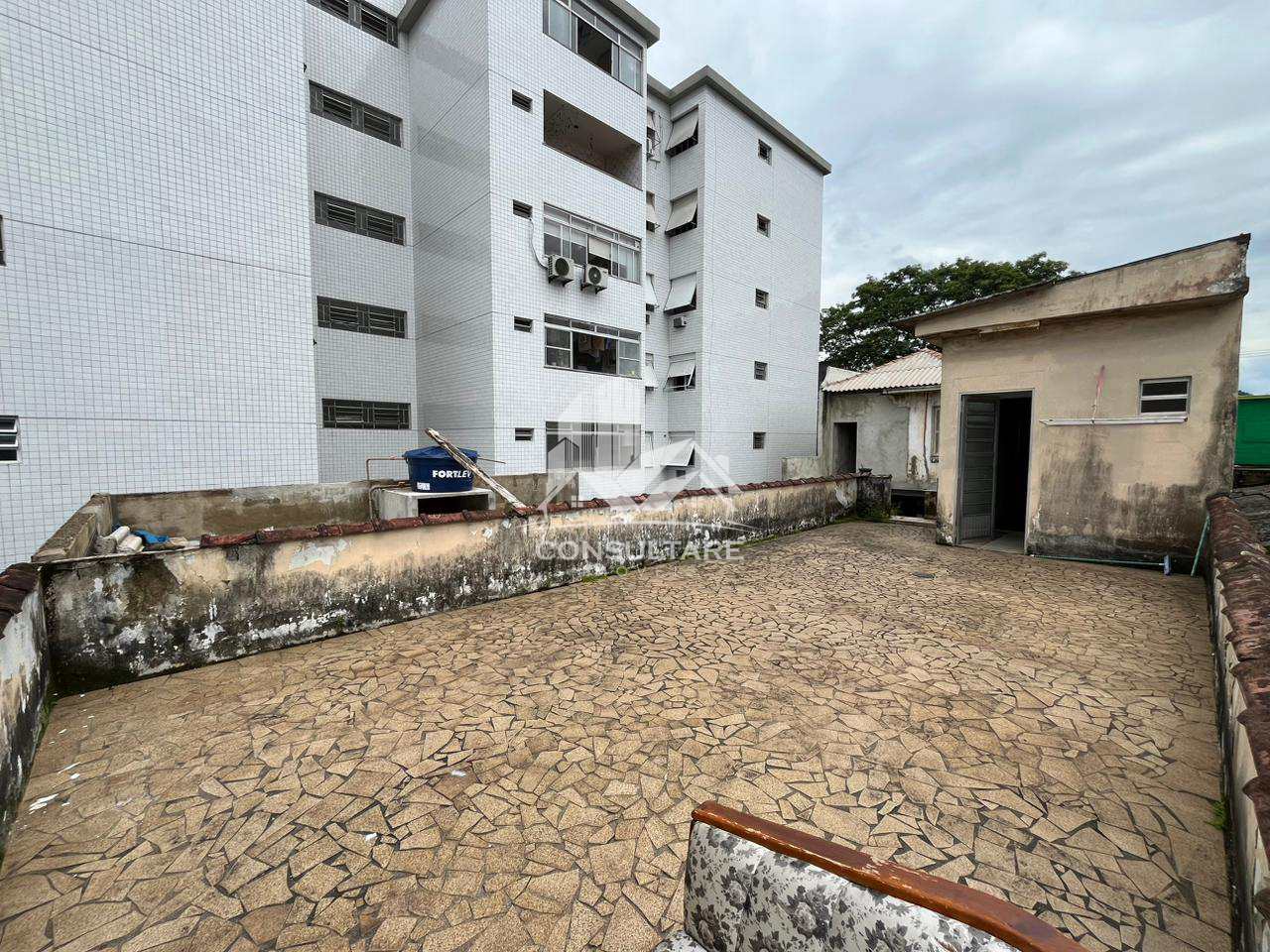 Casa para alugar com 3 quartos, 200m² - Foto 27