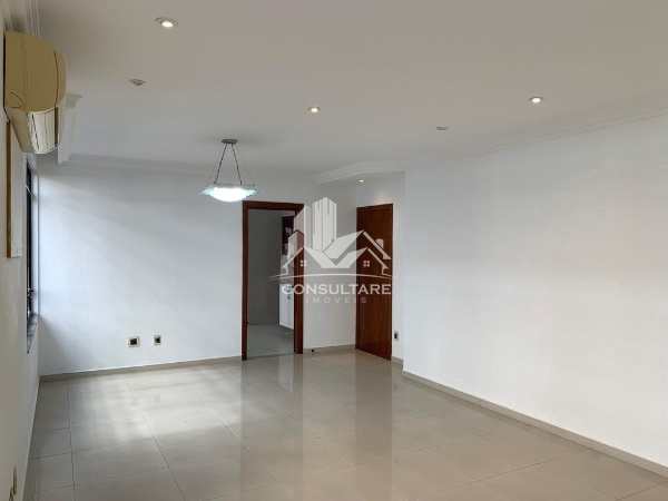 Apartamento à venda com 3 quartos, 181m² - Foto 7