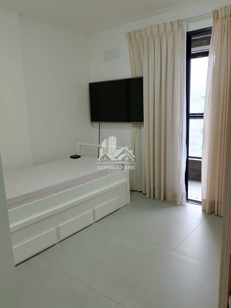 Apartamento à venda com 2 quartos, 83m² - Foto 3