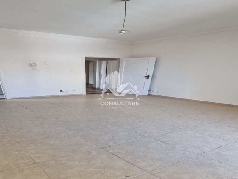 Apartamento à venda com 3 quartos, 125m² - Foto 2