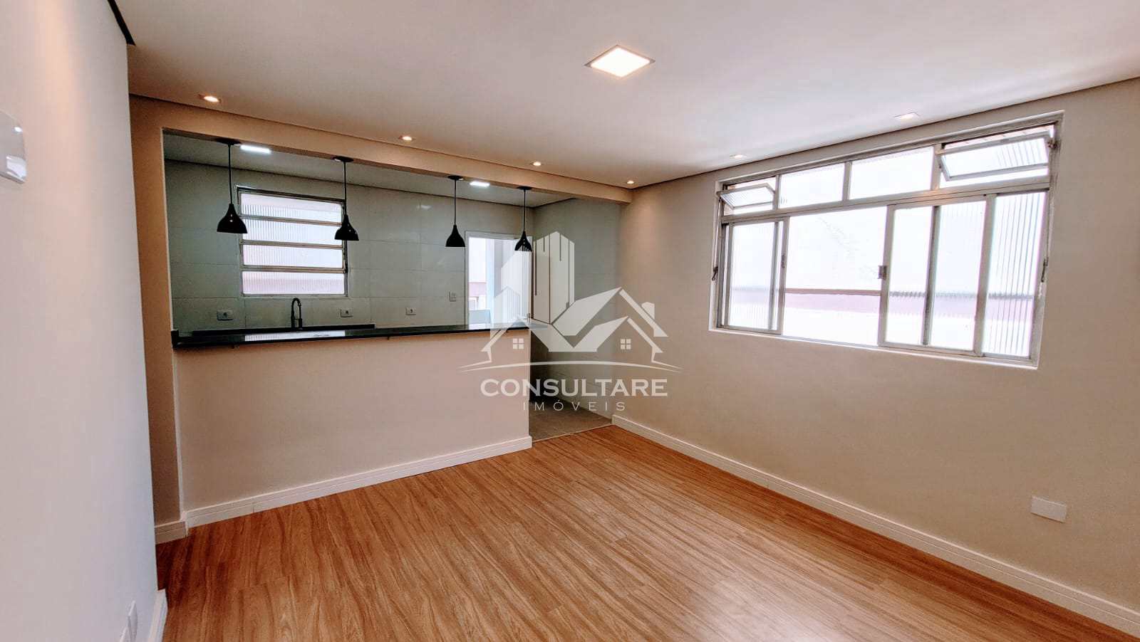 Apartamento à venda com 2 quartos, 70m² - Foto 1