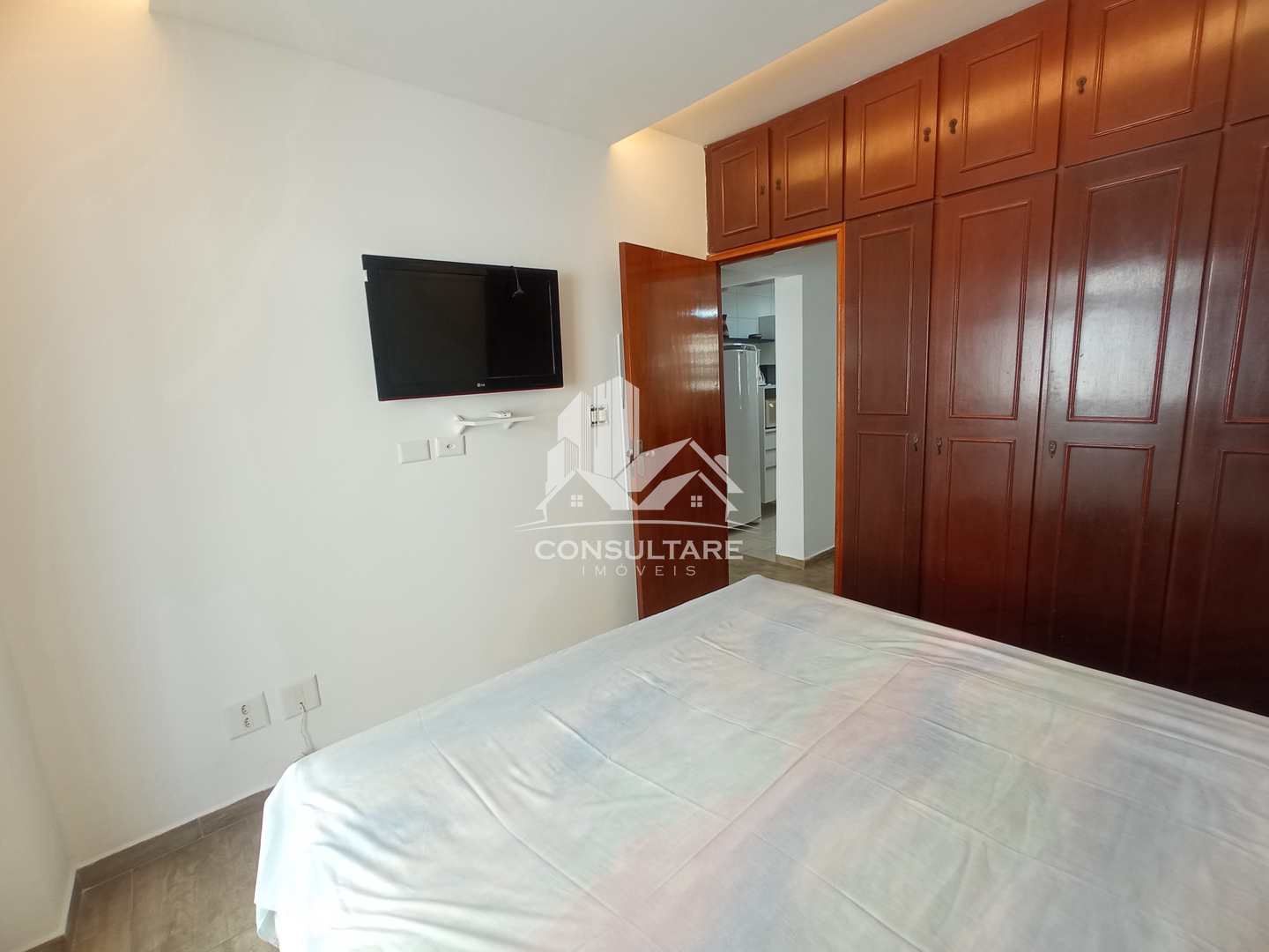 Apartamento para alugar com 1 quarto, 55m² - Foto 11