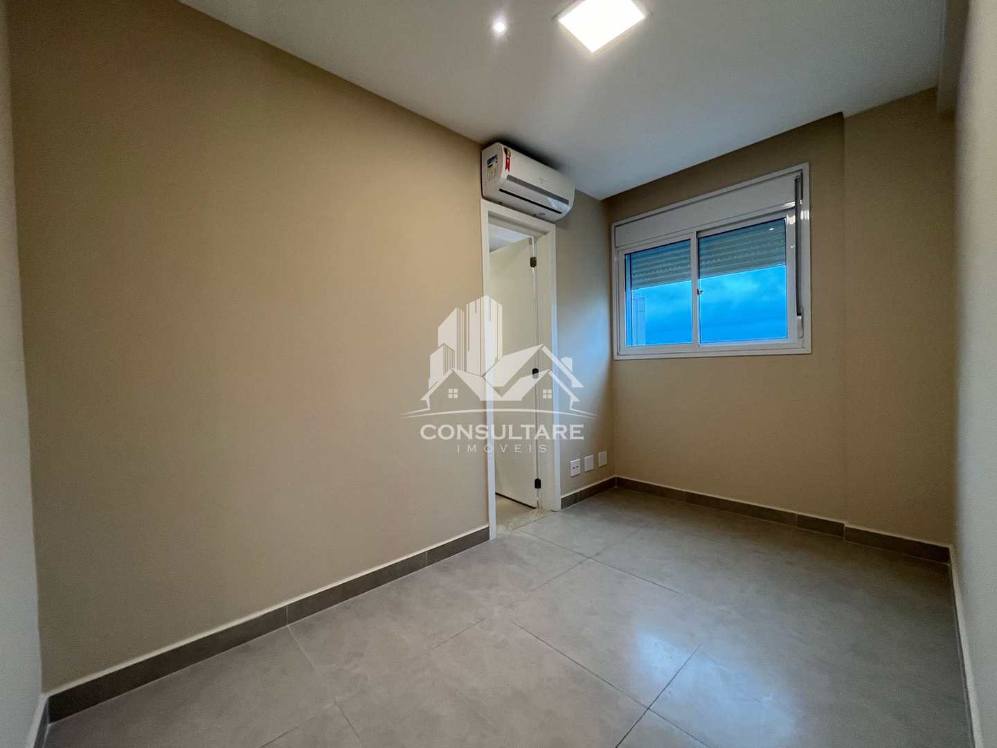 Apartamento para alugar com 2 quartos, 90m² - Foto 8