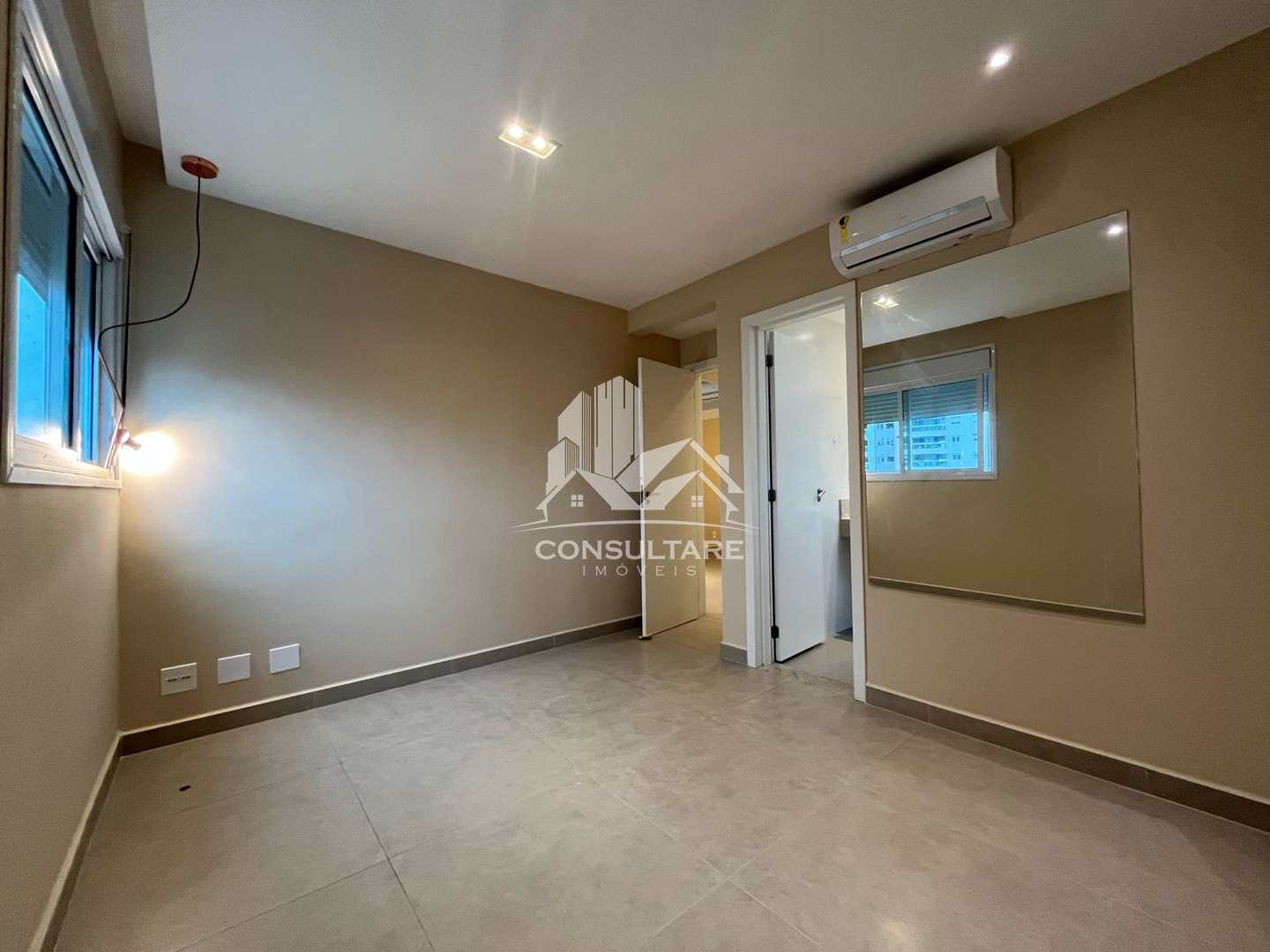 Apartamento para alugar com 2 quartos, 90m² - Foto 12
