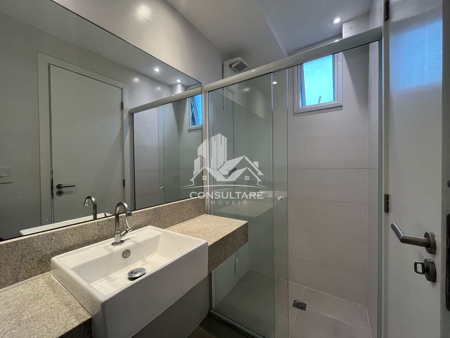 Apartamento para alugar com 2 quartos, 90m² - Foto 15