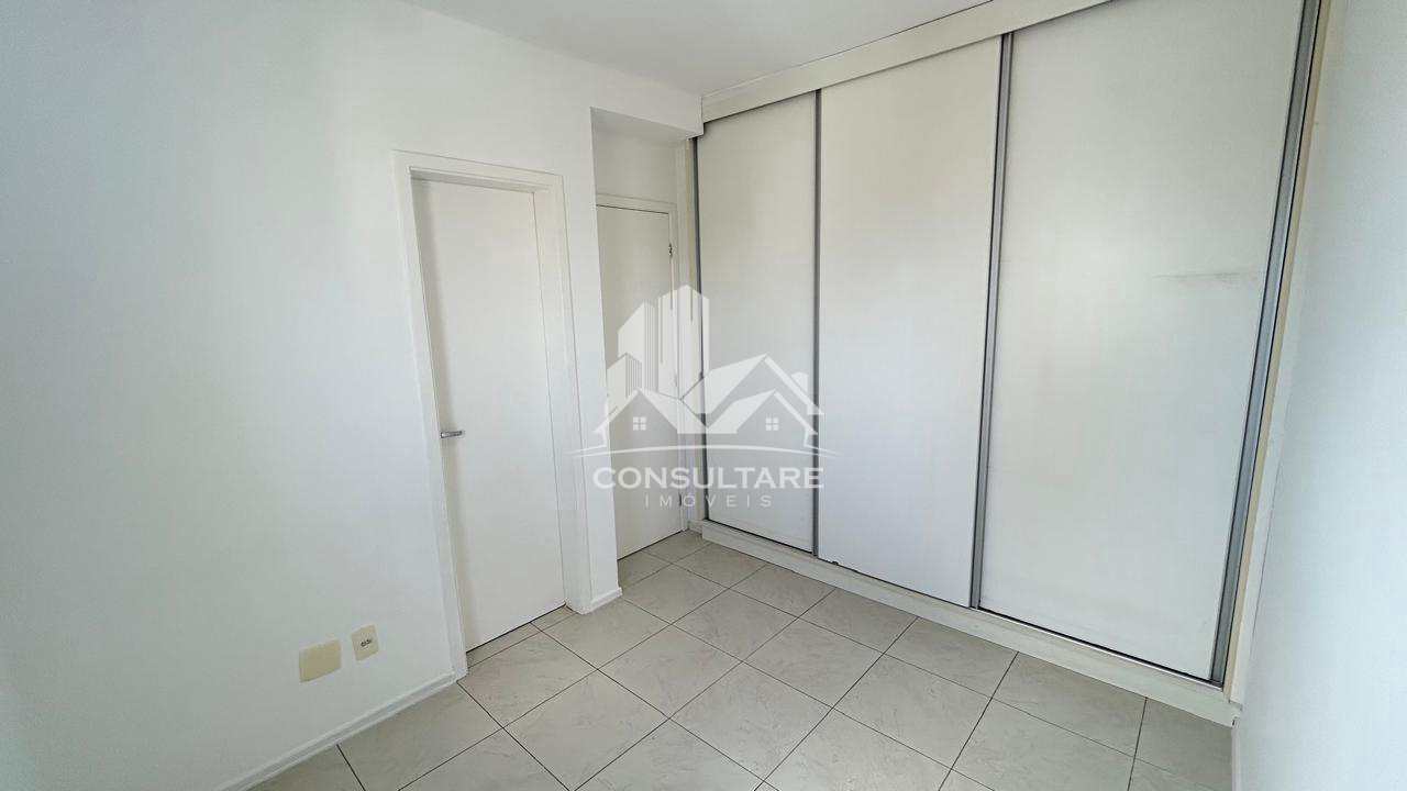 Apartamento para alugar com 3 quartos, 77m² - Foto 8