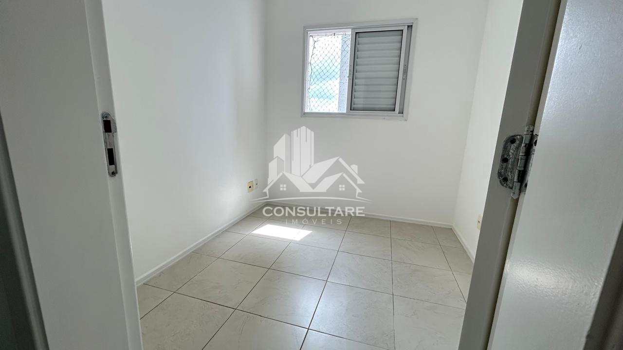 Apartamento para alugar com 3 quartos, 77m² - Foto 7