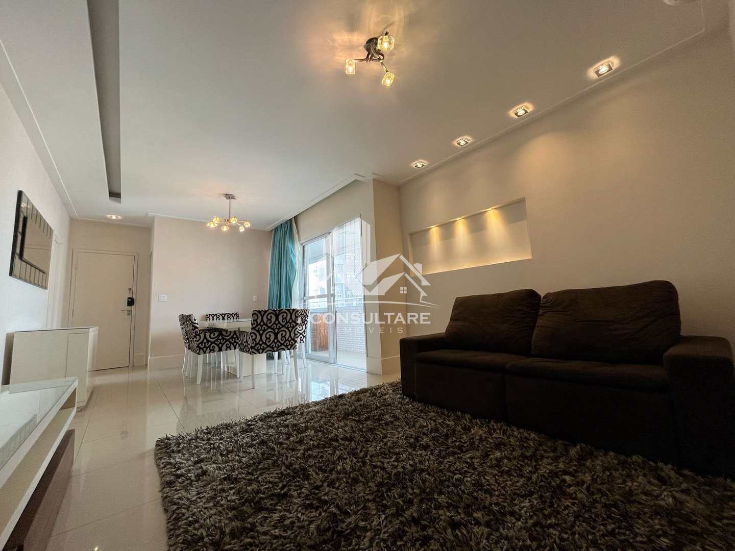 Apartamento para alugar com 3 quartos, 120m² - Foto 3
