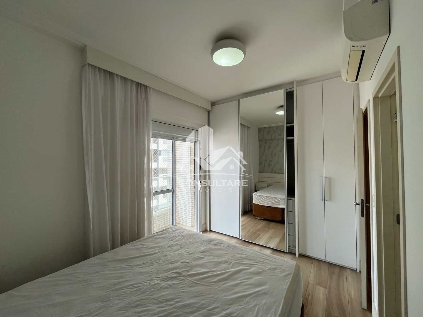 Apartamento para alugar com 3 quartos, 120m² - Foto 14