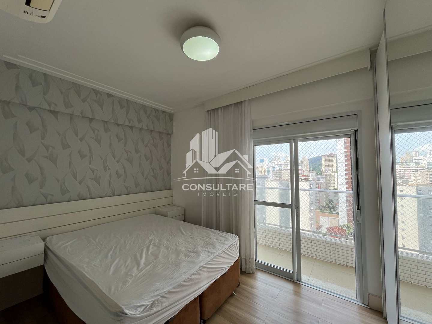 Apartamento para alugar com 3 quartos, 120m² - Foto 12