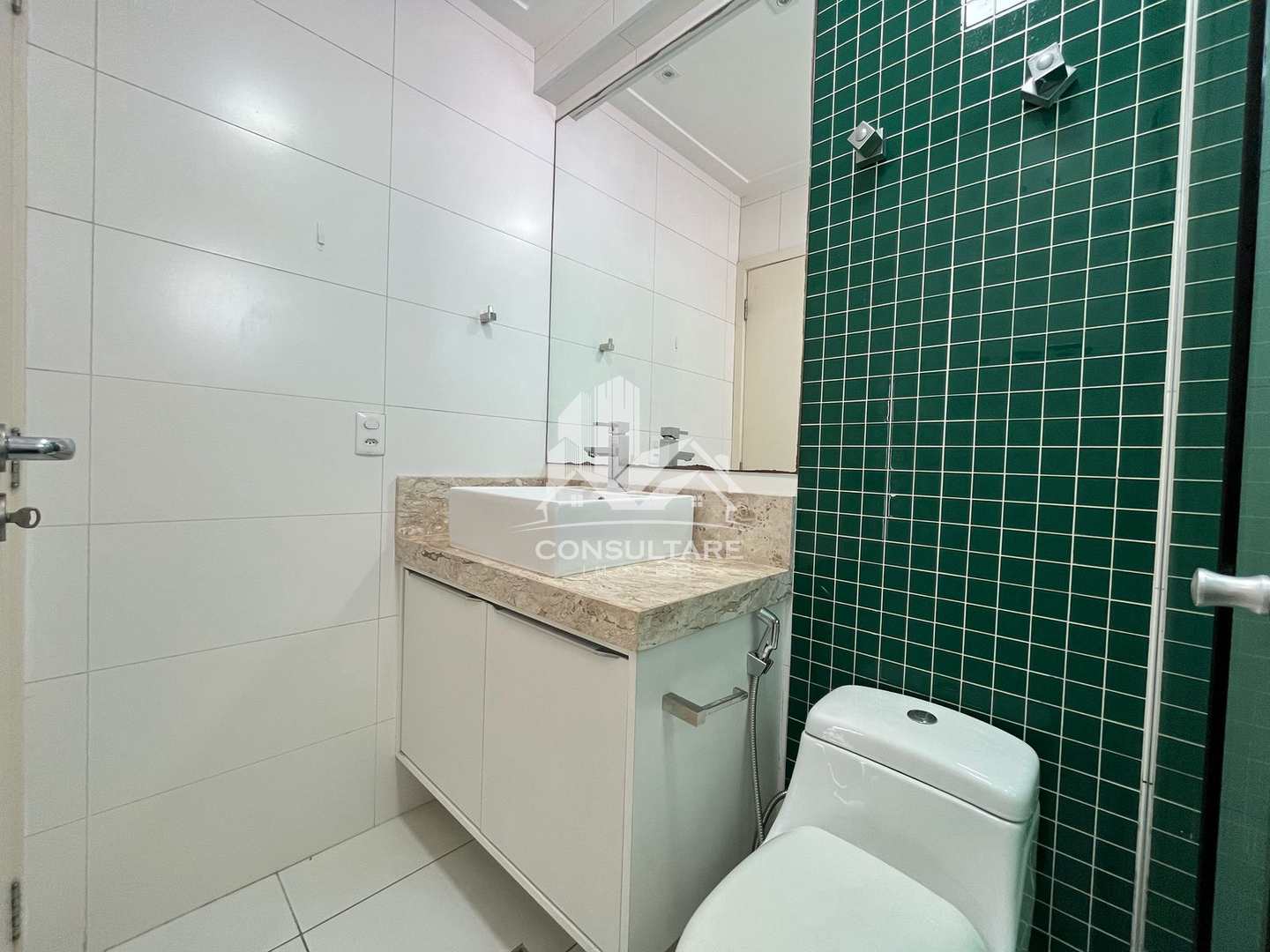 Apartamento para alugar com 3 quartos, 120m² - Foto 16