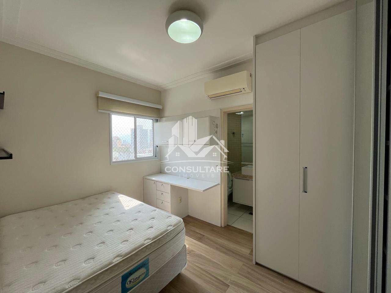 Apartamento para alugar com 3 quartos, 120m² - Foto 28