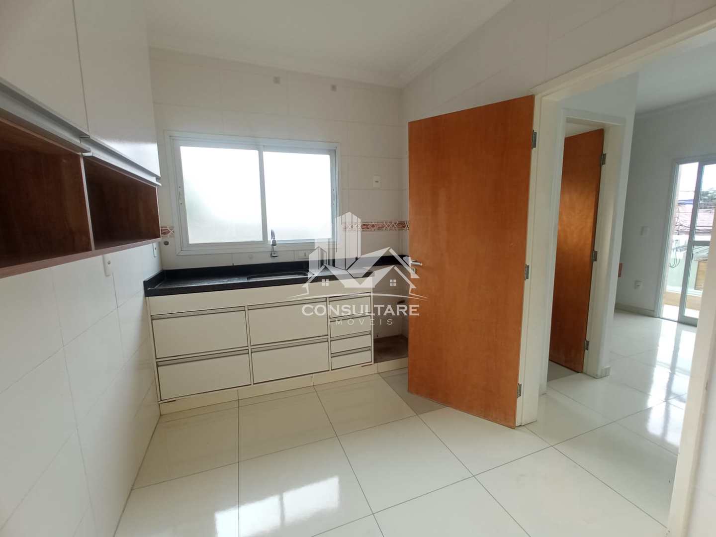 Casa para alugar com 2 quartos, 100m² - Foto 8