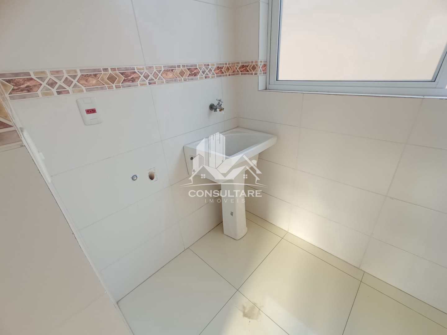 Casa para alugar com 2 quartos, 100m² - Foto 12