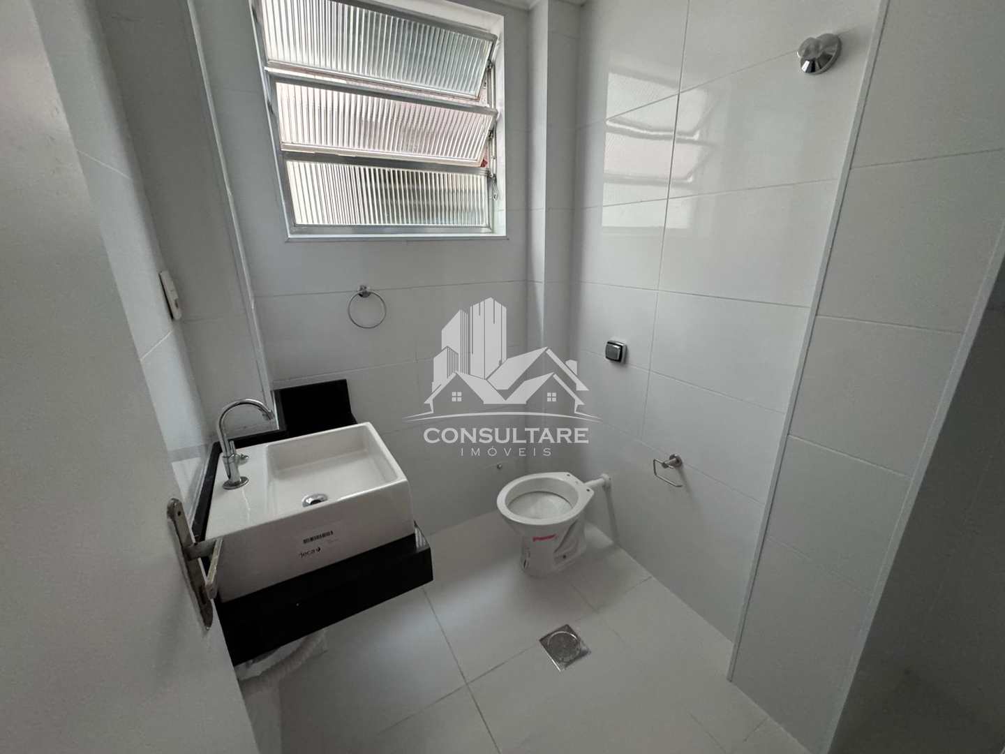 Apartamento para alugar com 2 quartos, 80m² - Foto 11