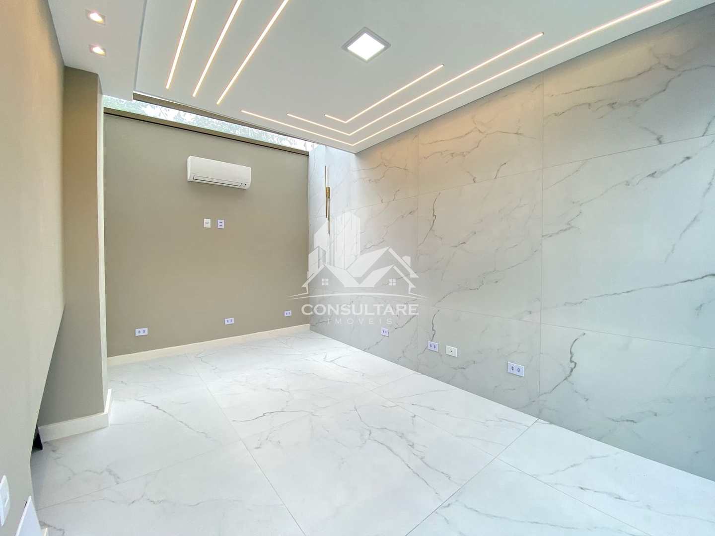 Casa para alugar com 4 quartos, 220m² - Foto 3