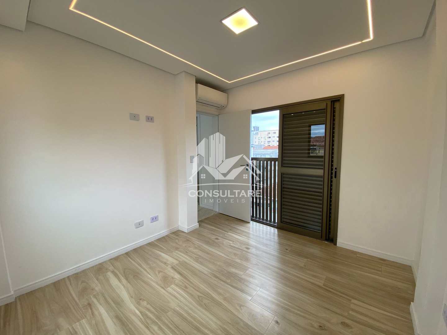 Casa para alugar com 4 quartos, 220m² - Foto 5