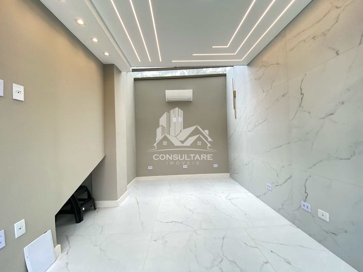 Casa para alugar com 4 quartos, 220m² - Foto 4