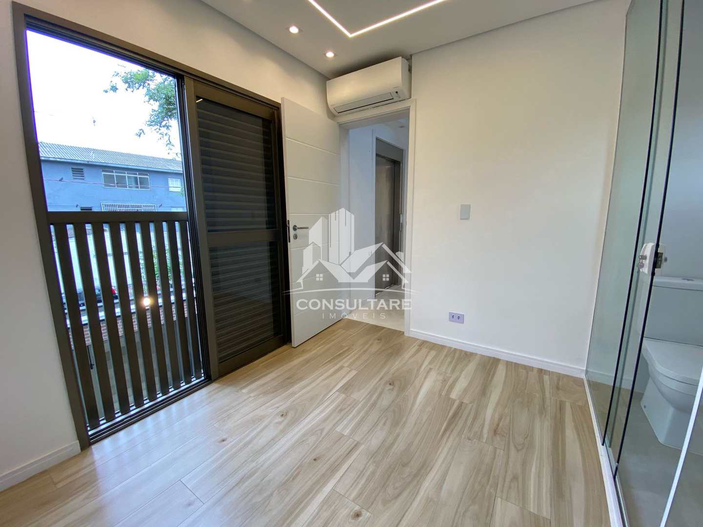 Casa para alugar com 4 quartos, 220m² - Foto 10
