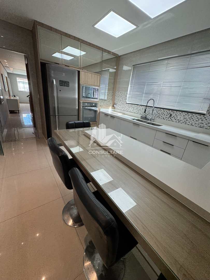 Casa para alugar com 3 quartos, 180m² - Foto 40