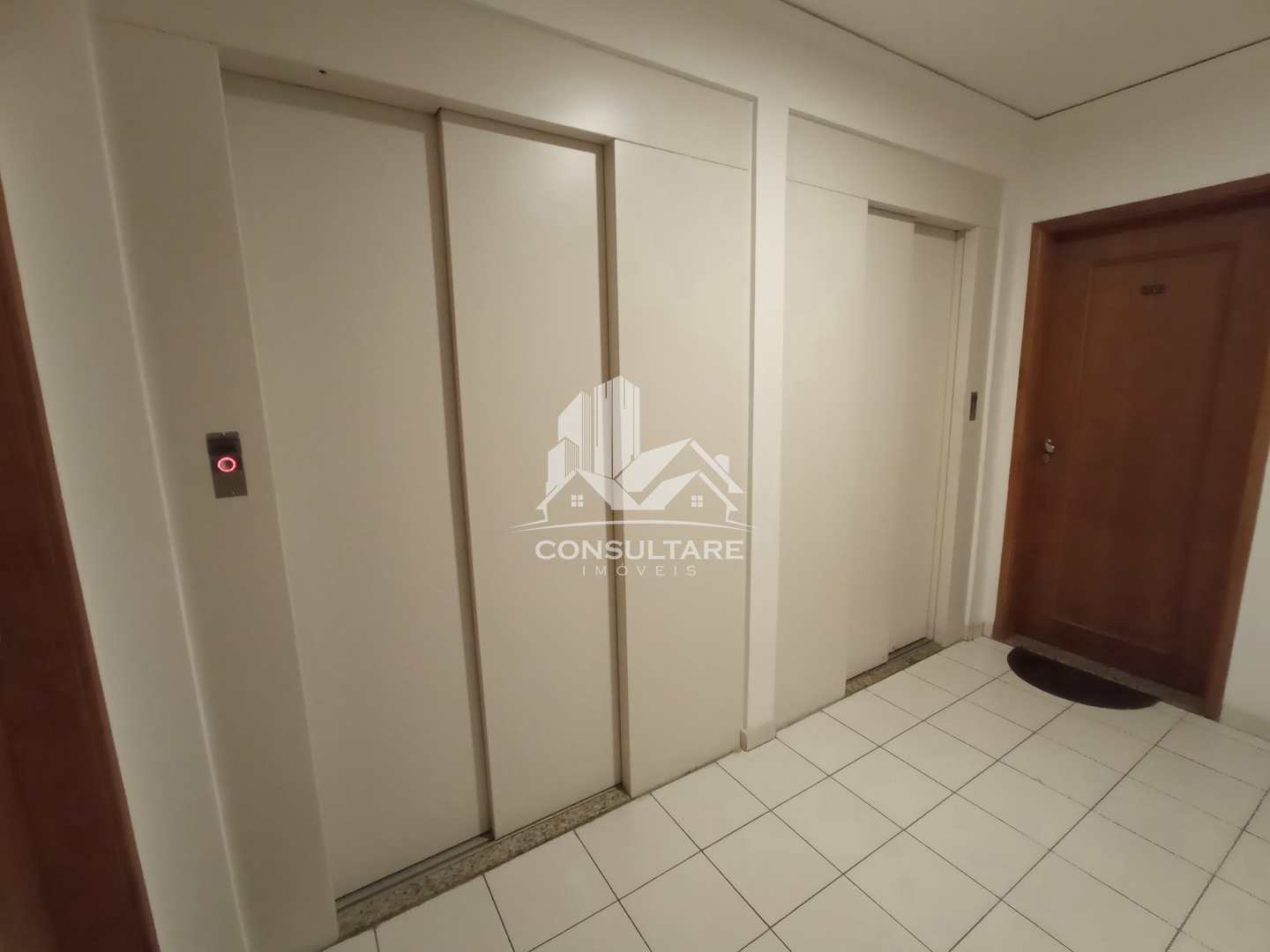 Apartamento para alugar com 2 quartos, 70m² - Foto 27