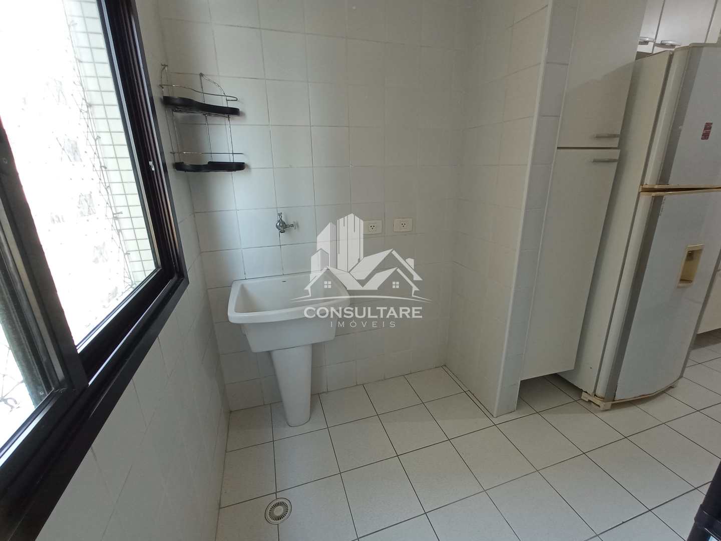 Apartamento para alugar com 2 quartos, 70m² - Foto 25